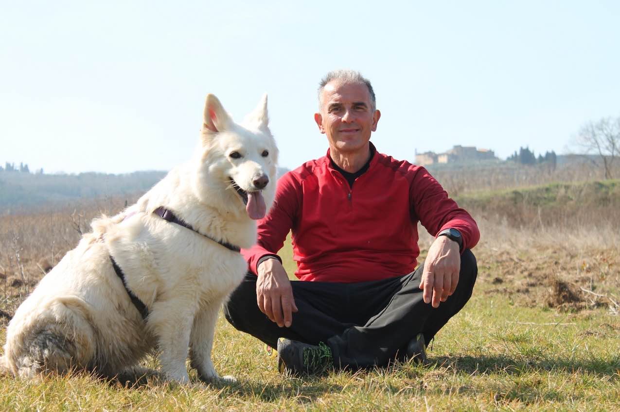 Stefano Pesci Istruttore Educatore Cinofilo Comportamentale -Diplomi Certificazioni Italia e Internazionali con il proprio cane Sharon